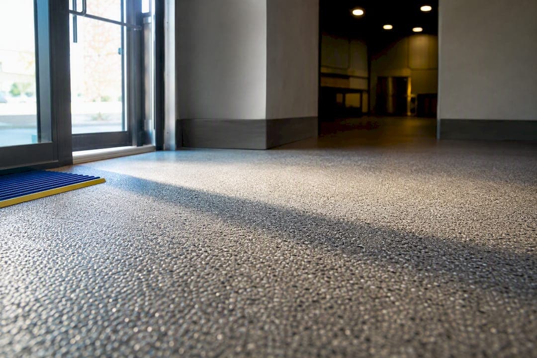 3/16–3/8 Inch Quartz Epoxy Flooring: Demand Diamond Grinding & ASTM F1869 Tests